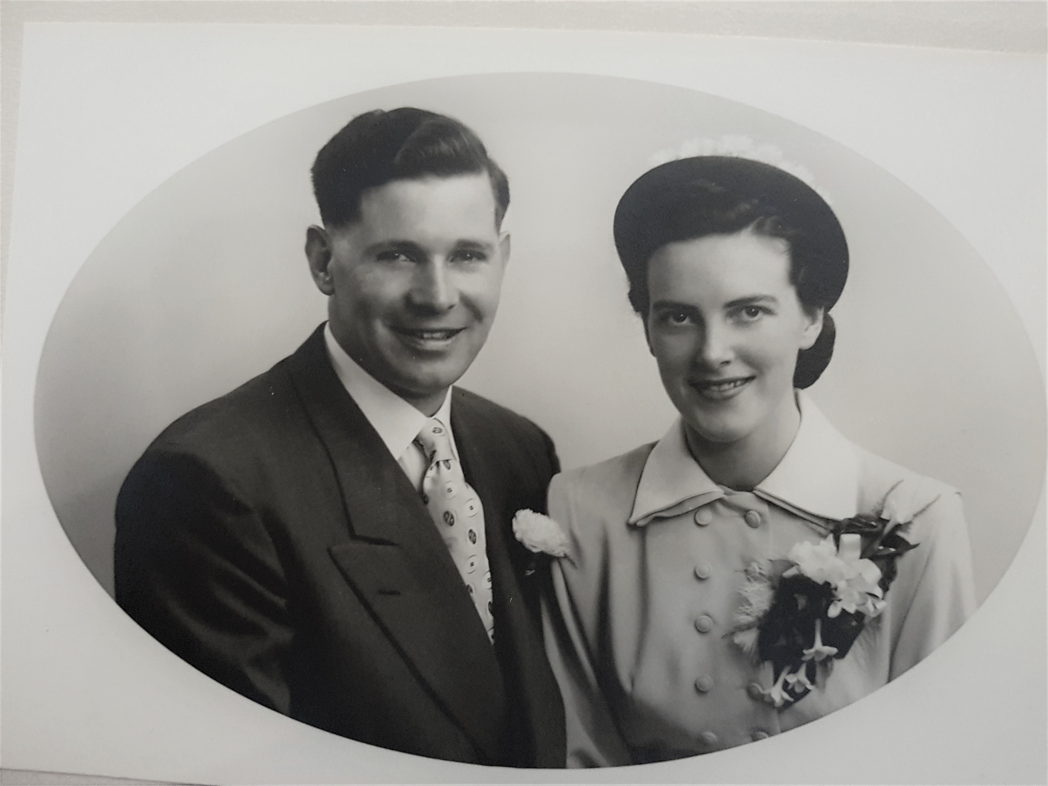pictures/CECILIA & WILLIAM HUTCHISON/Couples/1.2.6 ROY & FERN DRAKE.jpg